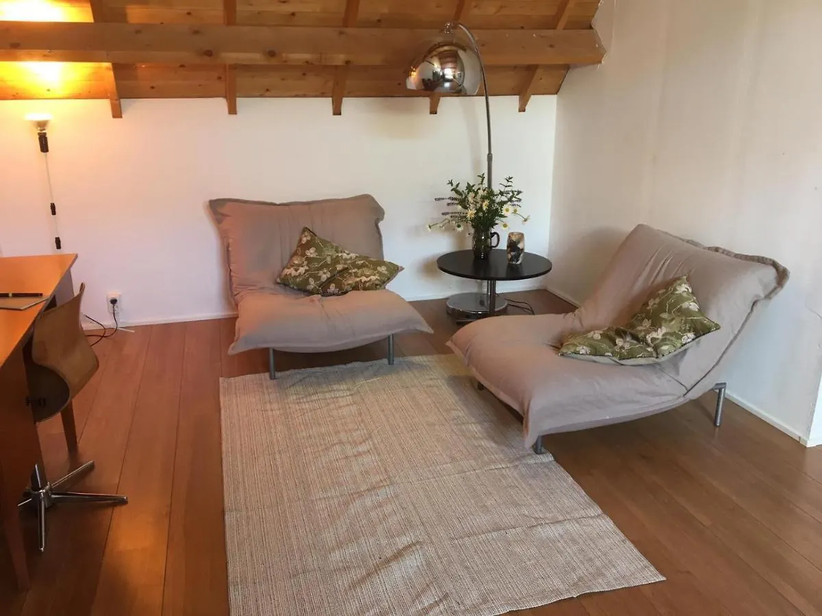 Bed and Breakfast Tanti Baci! Maastricht 0*,  Niederlande